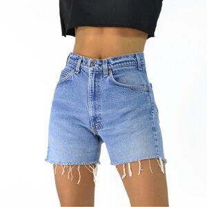 Levi’s 505 Straight Fit Shorts size 25